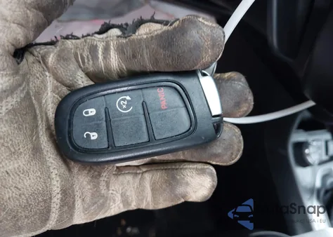 2021 Jeep Cherokee Trailhawk 4X4 из США, поврежденный, VIN 1C4PJMBX4MD113879